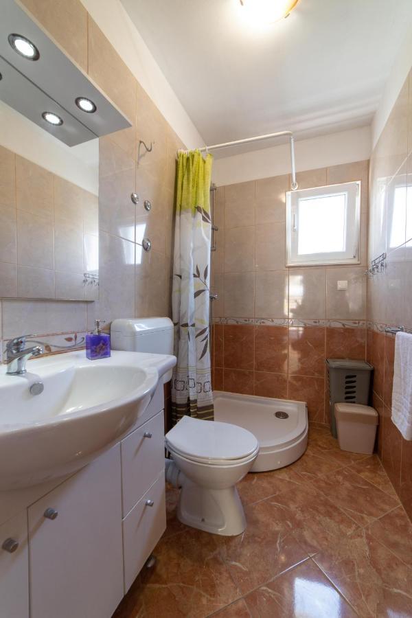House Anka Villa Milna  Buitenkant foto